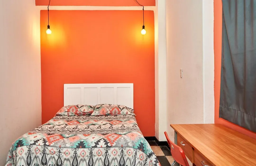 Hostal Americana-1